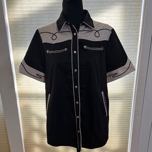 Classic Black and white western style shirt